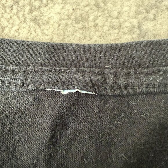 Y2K Scarface The World is Yours T-Shirt - Picture 4 of 4